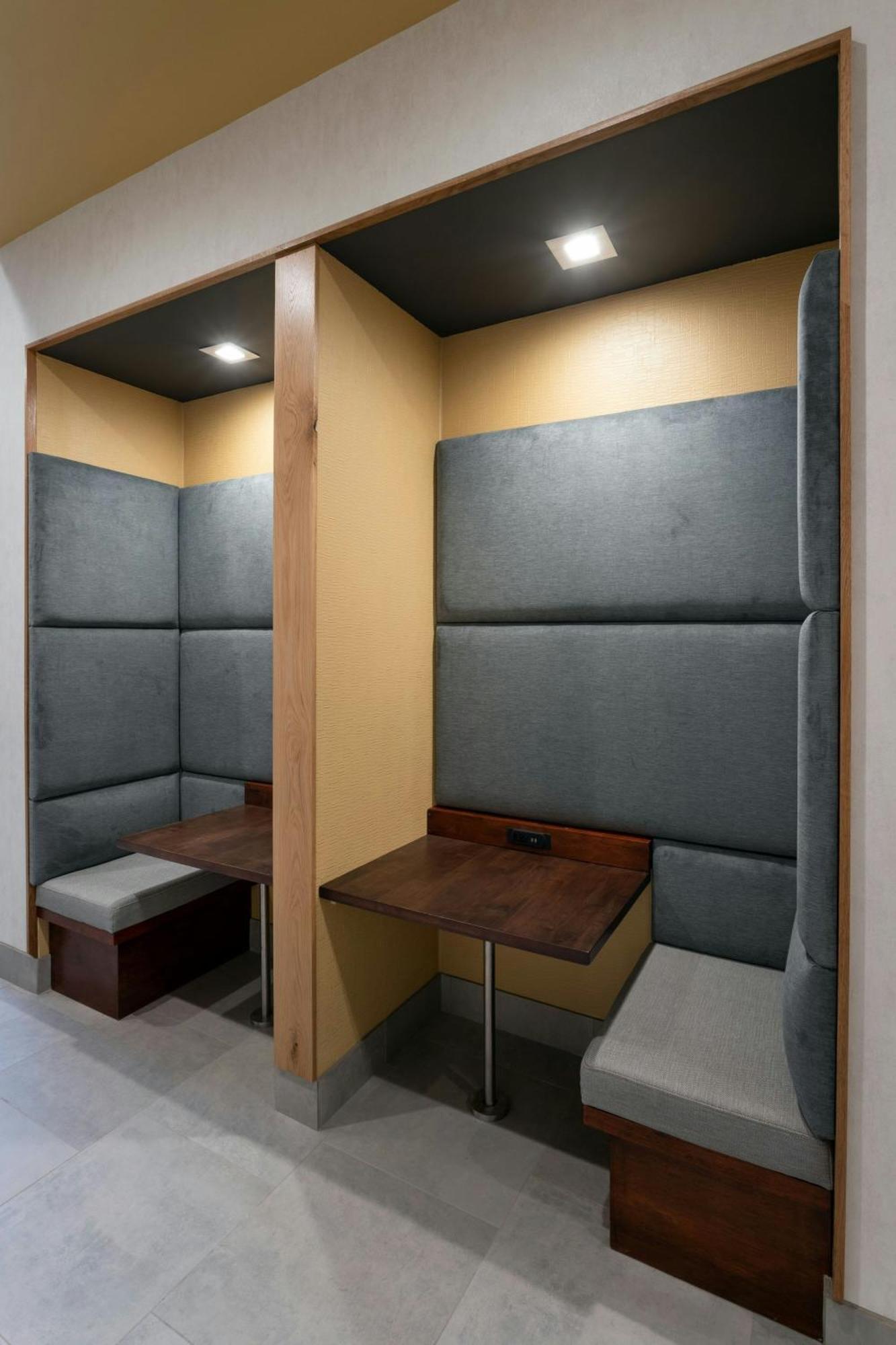 Hotel By Marriott Philadelphia Bala Cynwyd