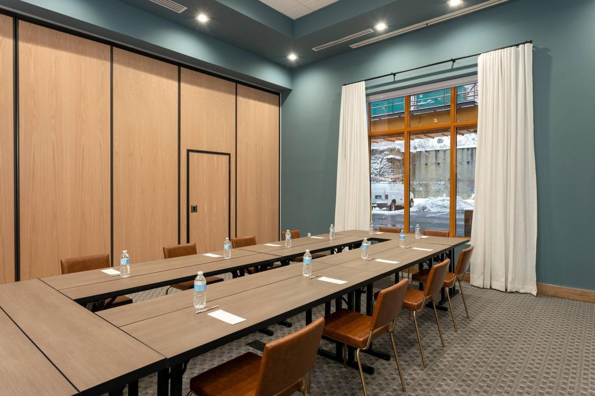 Hotel By Marriott Philadelphia Bala Cynwyd