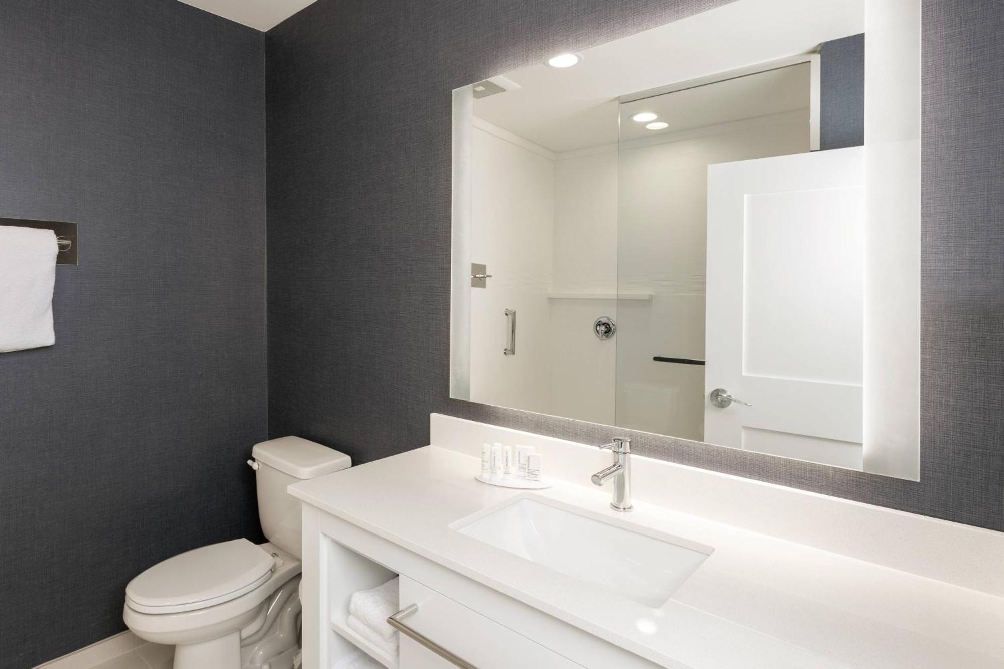 Hotel By Marriott Philadelphia