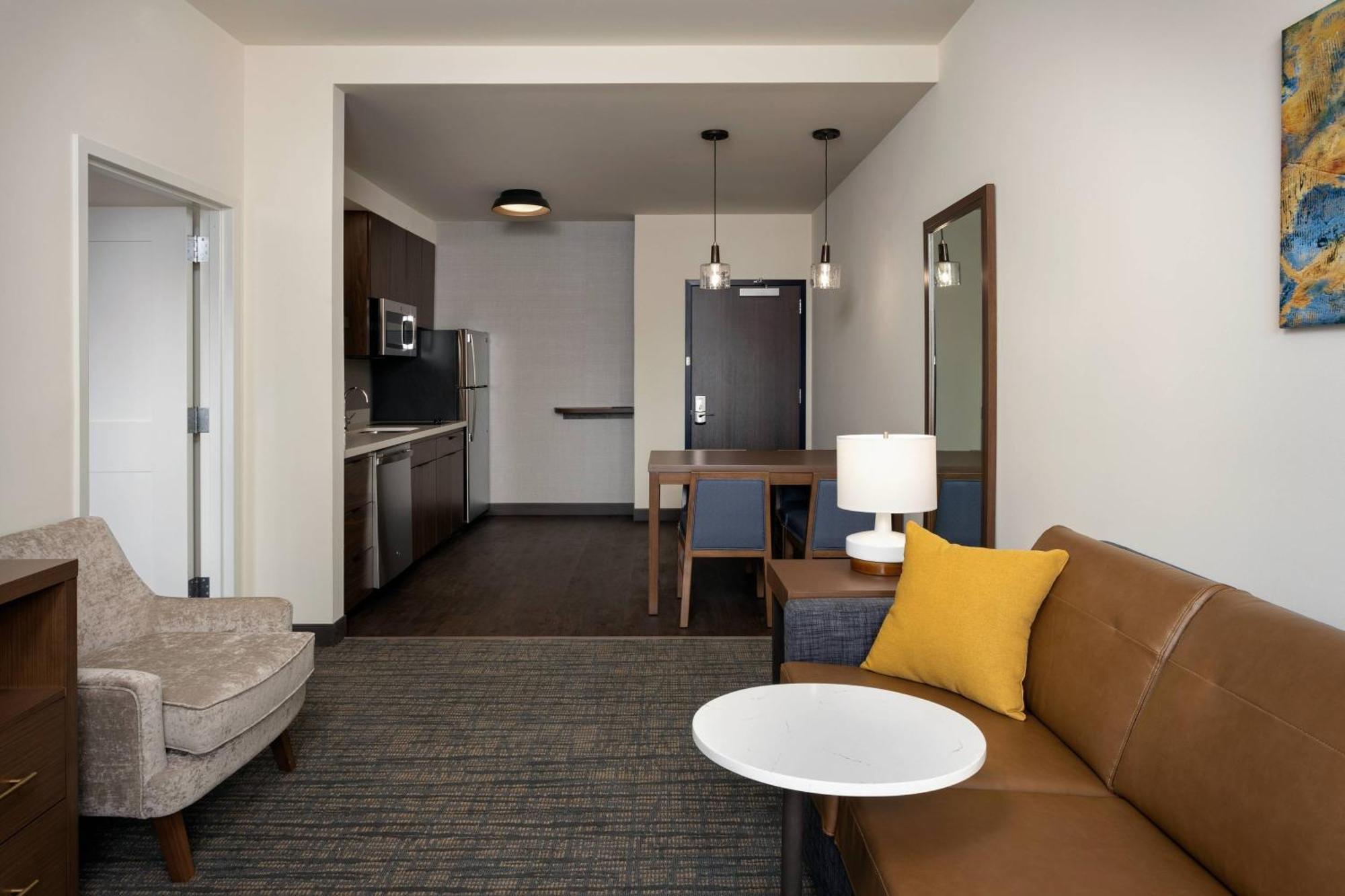 Hotel By Marriott Philadelphia 3*